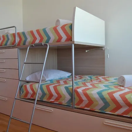 Parque Nacoes Prime Apartment Lisbon