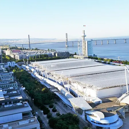 Parque Nacoes Prime 公寓 *