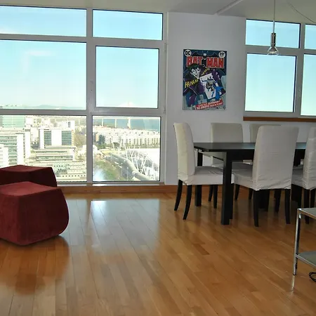 Parque Nacoes Prime Apartment
