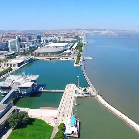 Parque Nacoes Prime 公寓