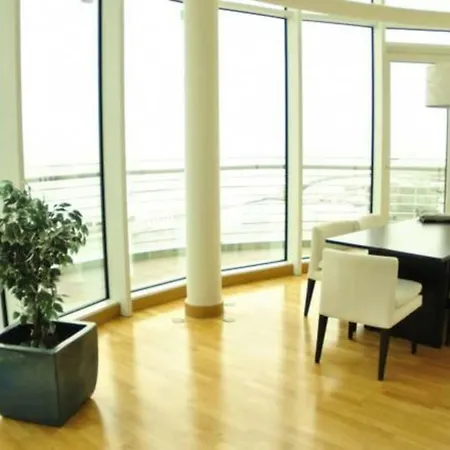 Parque Nacoes Prime 아파트 리스본